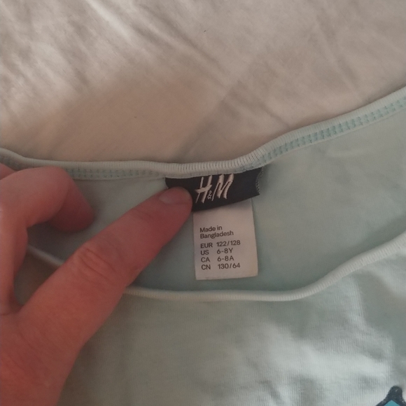 Girls h&m shirt - Picture 3 of 4